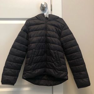 Girls Black puffer coat